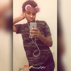 Meet your Posher, Janelle